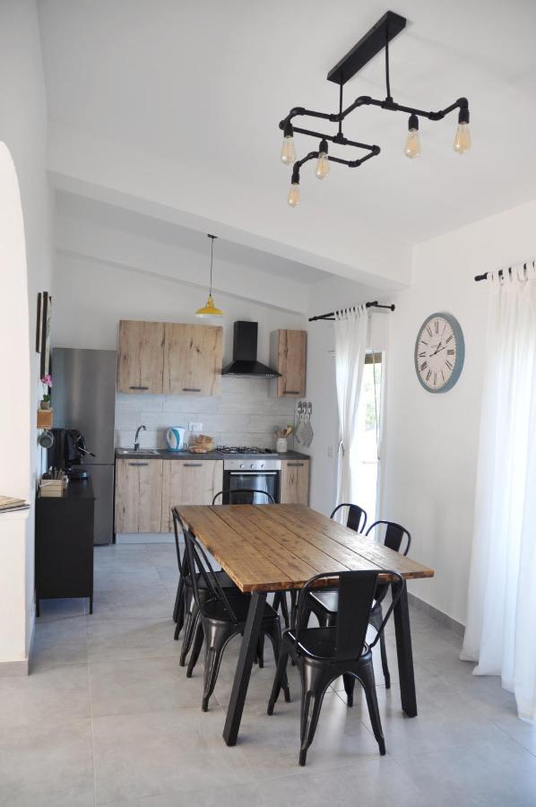 Sea Sound House Villa ซานตามโบรโจ ภายนอก รูปภาพ