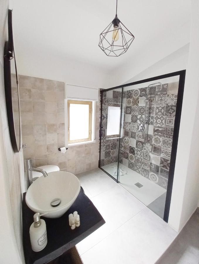 Sea Sound House Villa ซานตามโบรโจ ภายนอก รูปภาพ