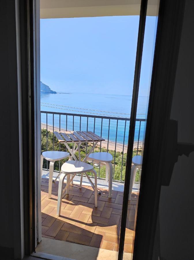 Sea Sound House Villa ซานตามโบรโจ ภายนอก รูปภาพ