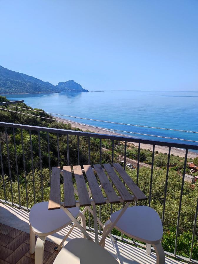 Sea Sound House Villa ซานตามโบรโจ ภายนอก รูปภาพ